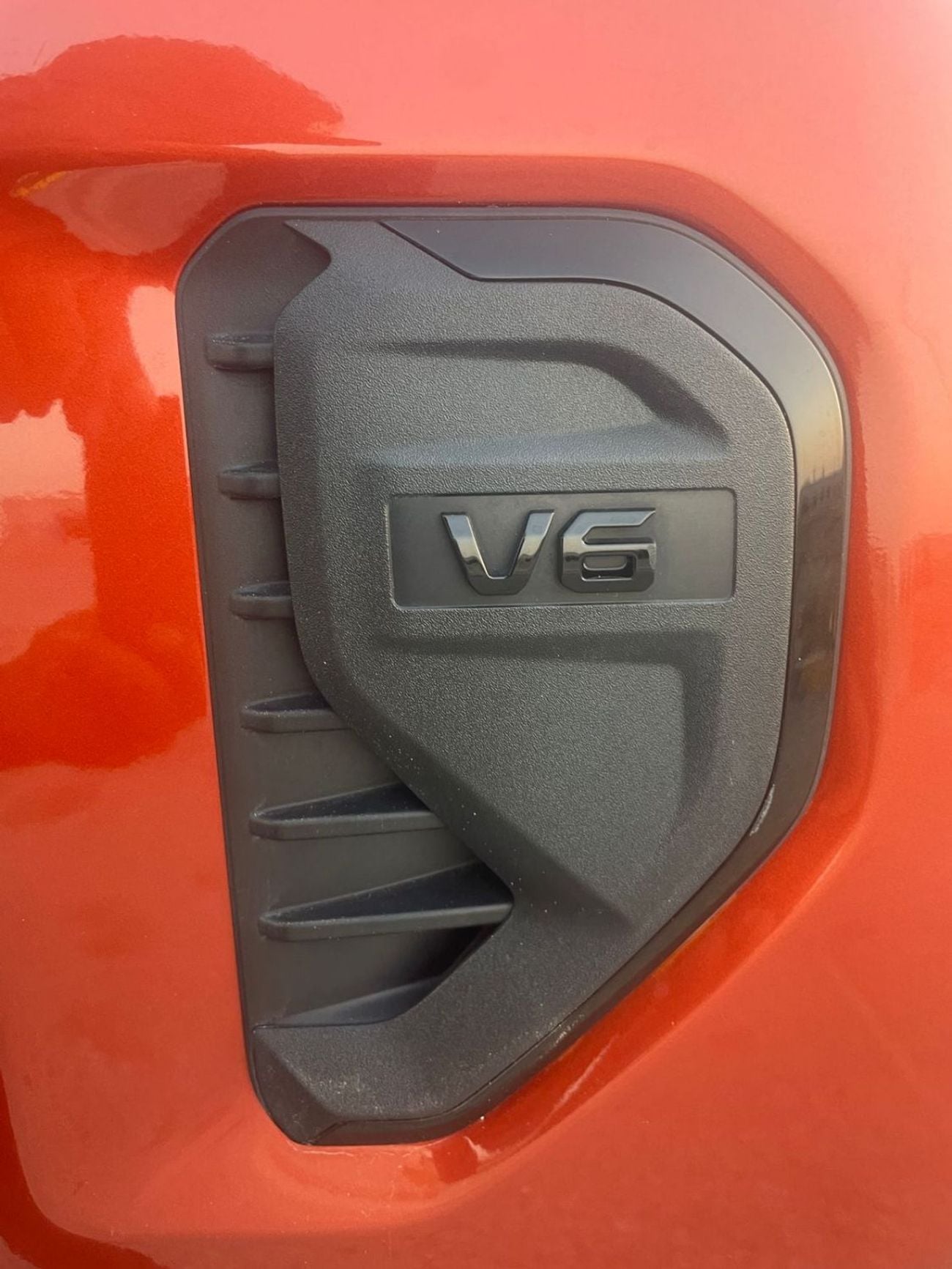 Ford Everest diesel 3.0 liter ,right hand drive only for export available