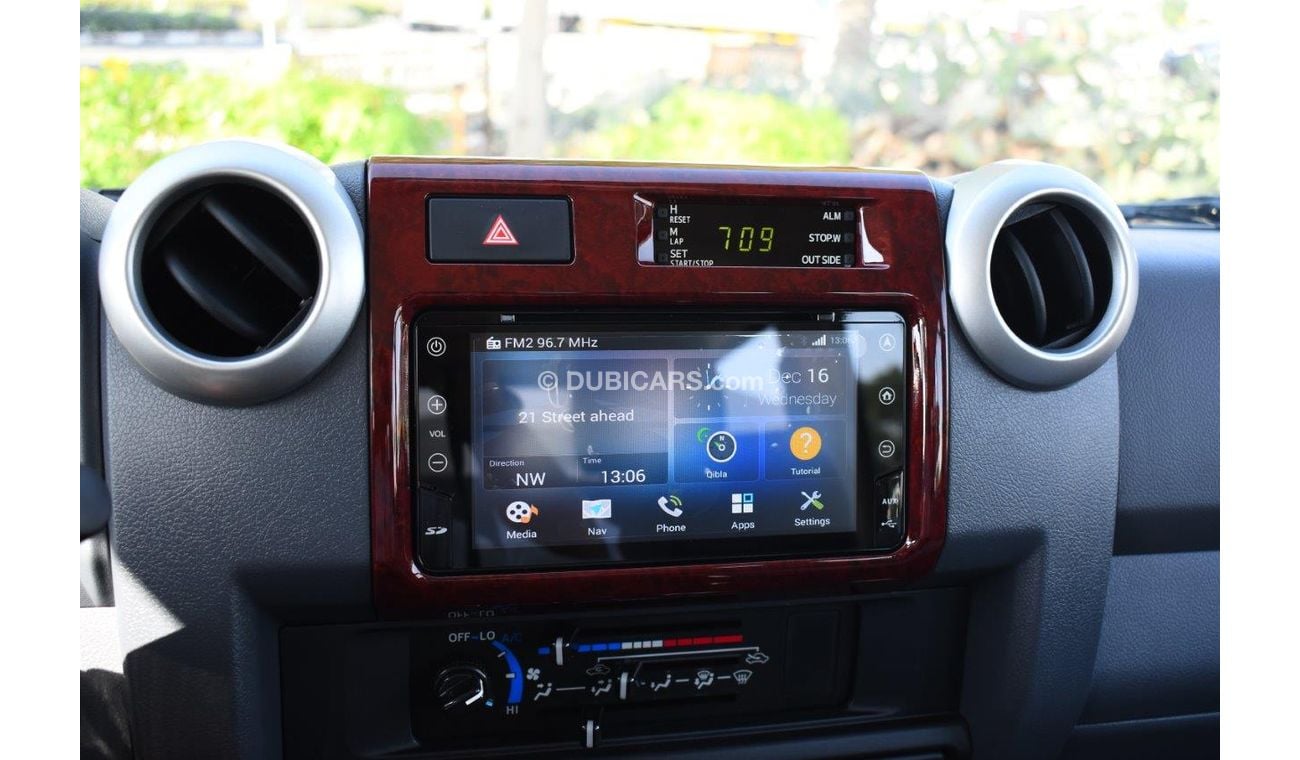 تويوتا لاند كروزر 70 76 V8 4.5L Diesel MT- Full option (Export only)