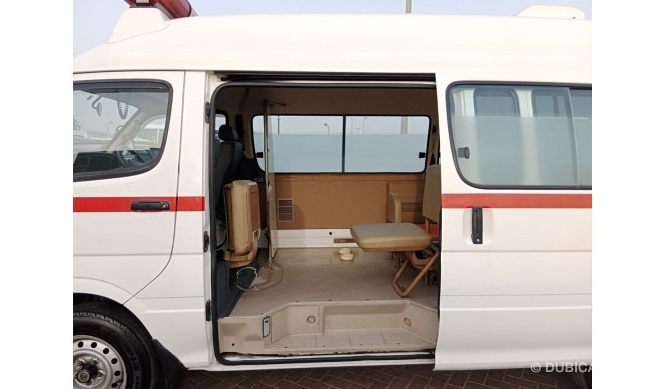 تويوتا هاياس TOYOTA HIACE AMBULANCE RIGHT HAND DRIVE  (PM1534)