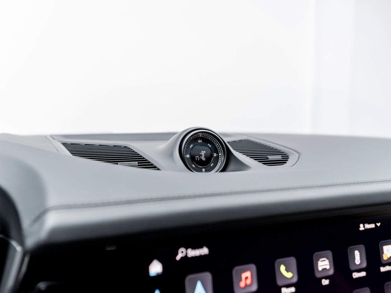 Porsche Cayenne Base Coupe 2024 Porsche Cayenne Coupe, January 2027 Porsche Warranty, Low KMs, GCC