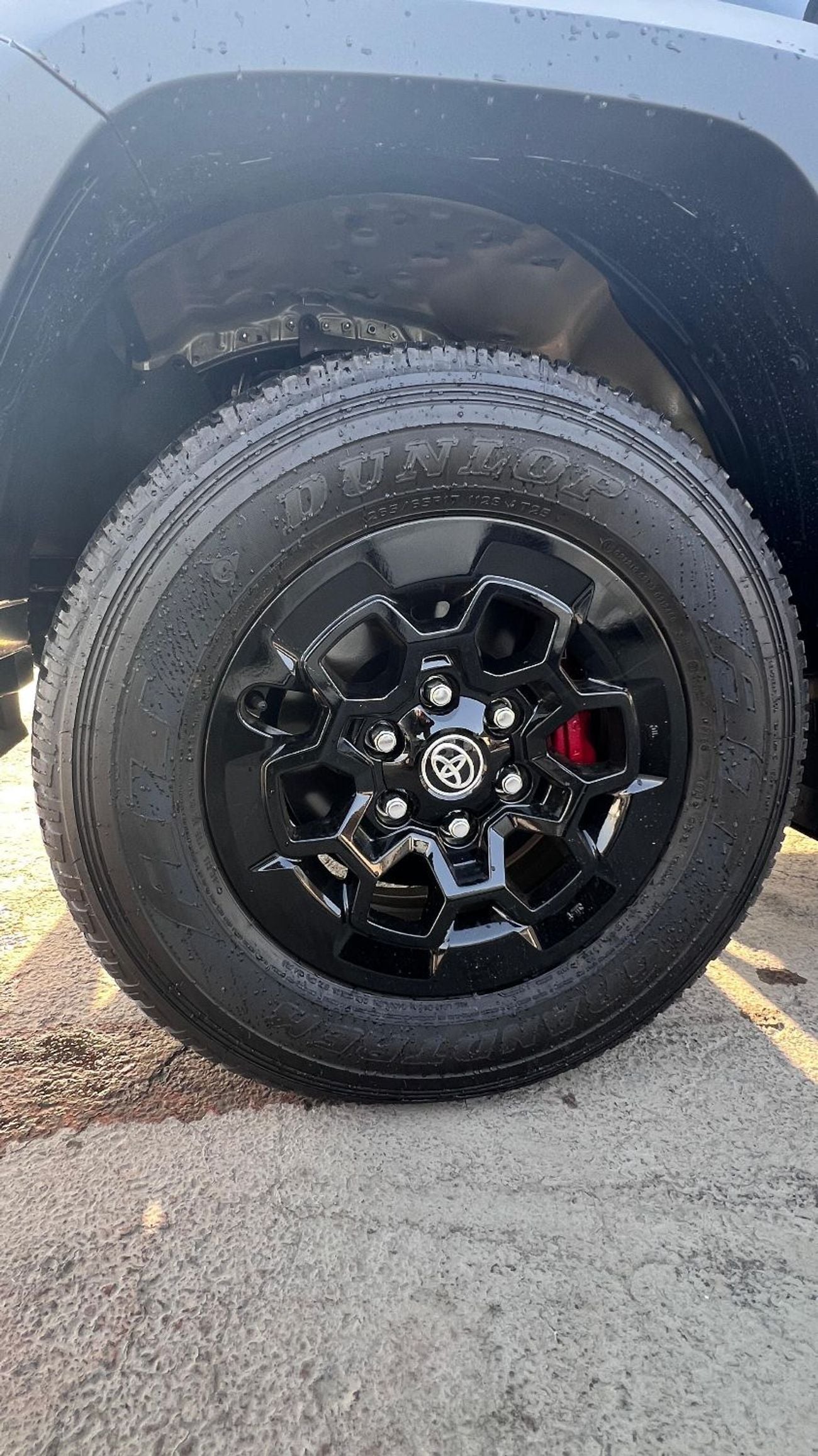 تويوتا هيلوكس Toyota Hilux GR Sport 4.0L