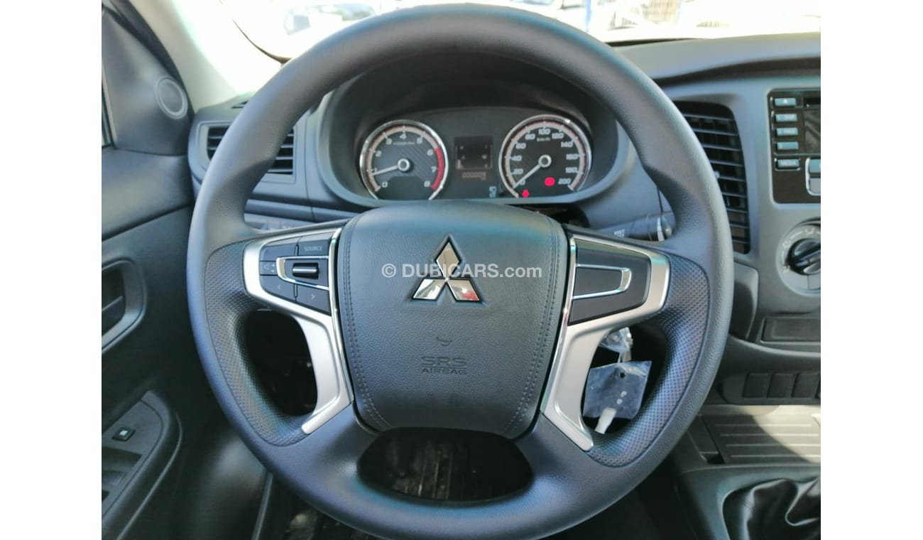ميتسوبيشي L200 4x4فول ابشن بترول  موديل 2021