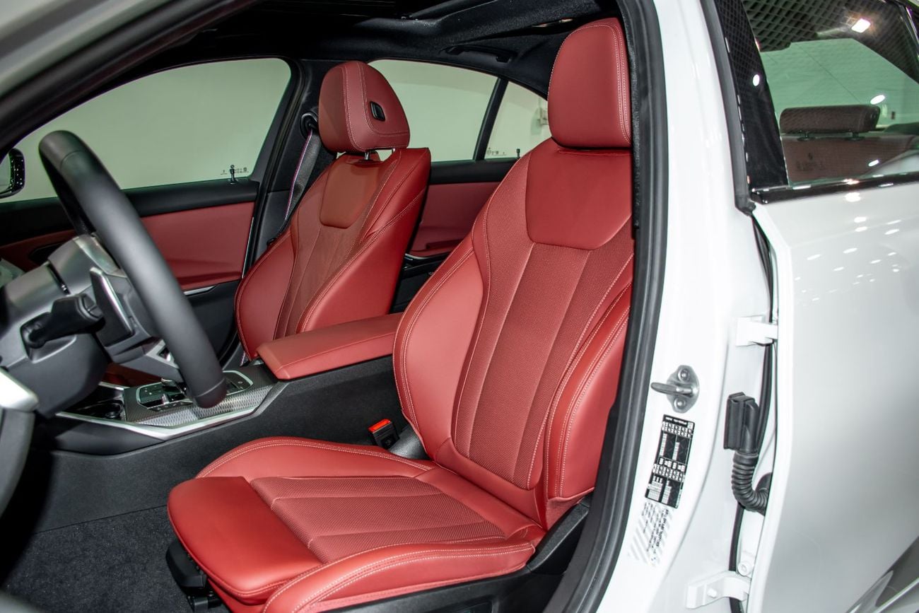 BMW 330i LUXURY M SPORT