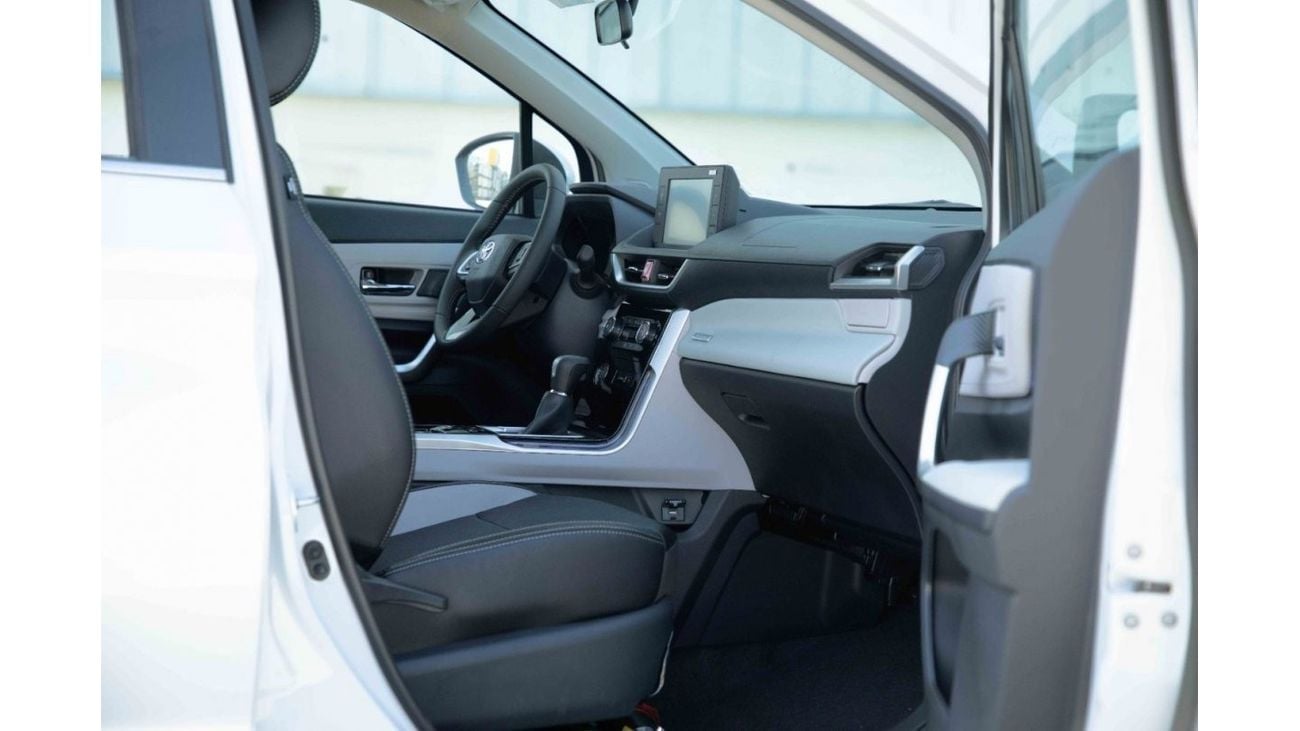 Toyota Veloz 2023 Toyota Veloz V 1.5 - Pearl White inside Black | Export Only