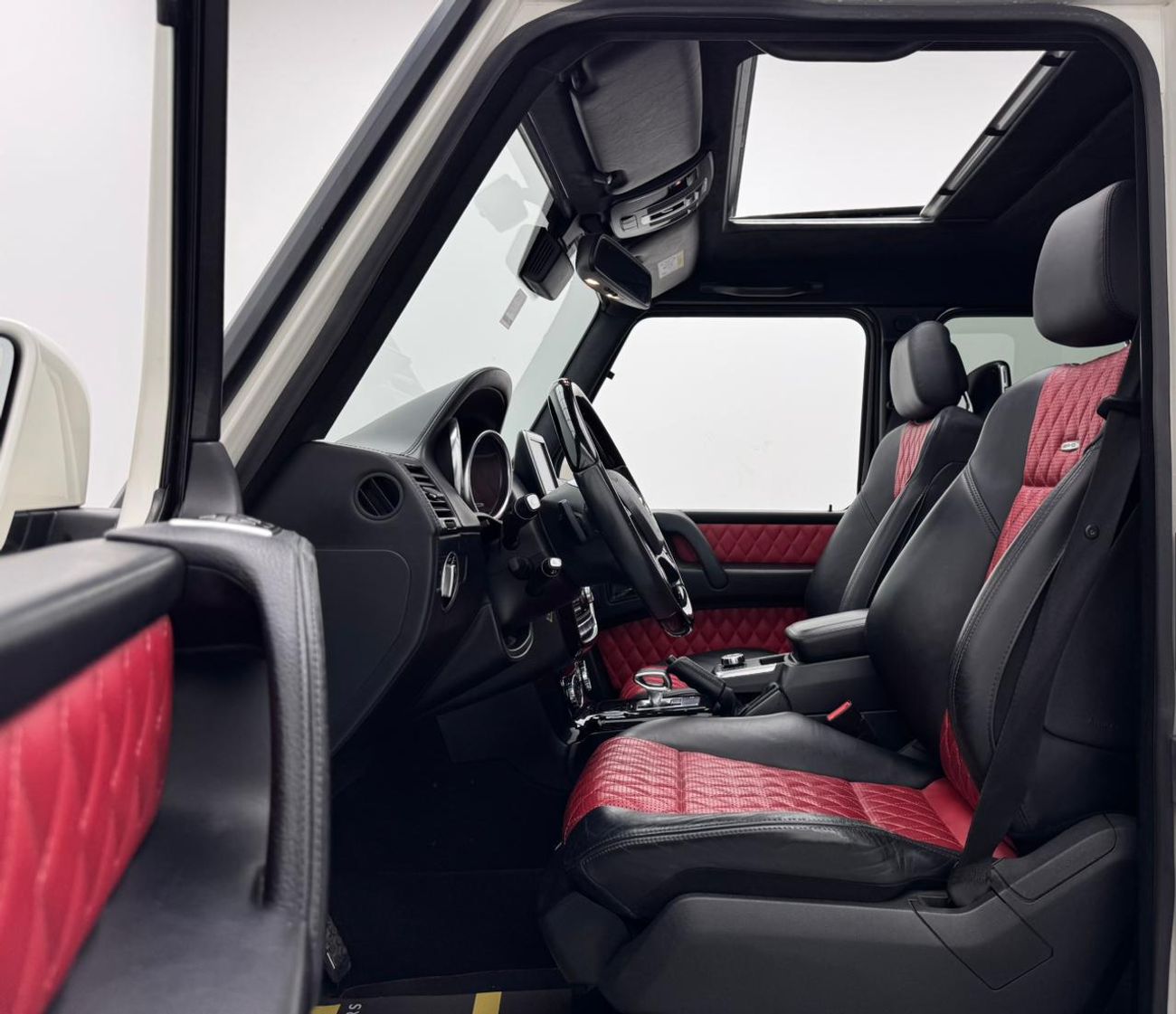 مرسيدس بنز G 63 AMG Std 5.5L 2015 Mercedes-Benz G63 AMG, Mercedes Service History, GCC