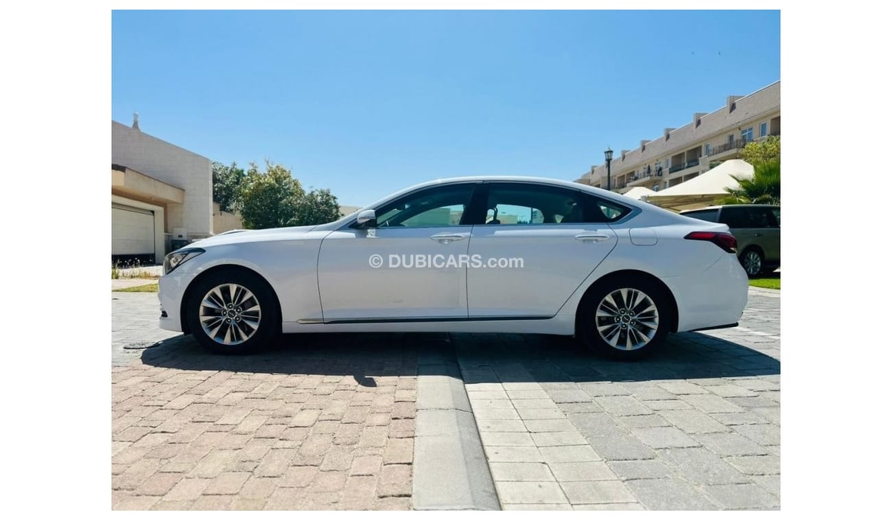 Hyundai Genesis 1200 PM || GENESIS GLS 3.8 V6 || FULL OPTION || GCC || WELL MAINTAINED