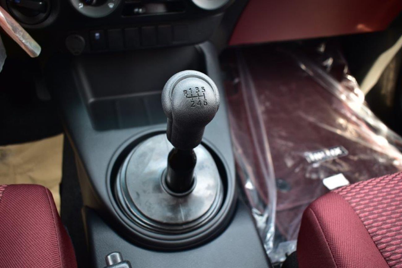 Toyota Hilux 2025 TOYOTA HILUX DOUBLE CAB PICKUP DLX-G 2.4L DIESEL 4WD 5 SEATER MANUAL TRANSMISSION