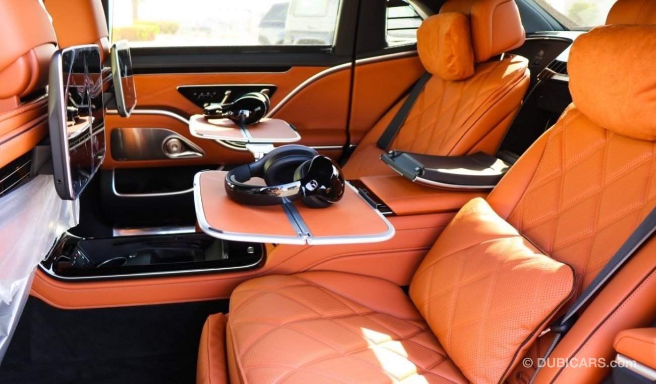 Mercedes Maybach S680 Maybach 2022 Ultra-Luxurious Local Registration + 5%