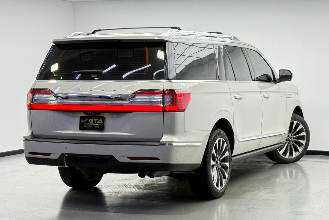 Lincoln Navigator Presidential 3.5L 2019 Lincoln Navigator Presidential, Warranty, Full Lincoln Service History, 8 Sea