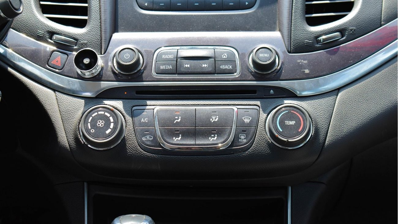 Chevrolet Impala LS V6