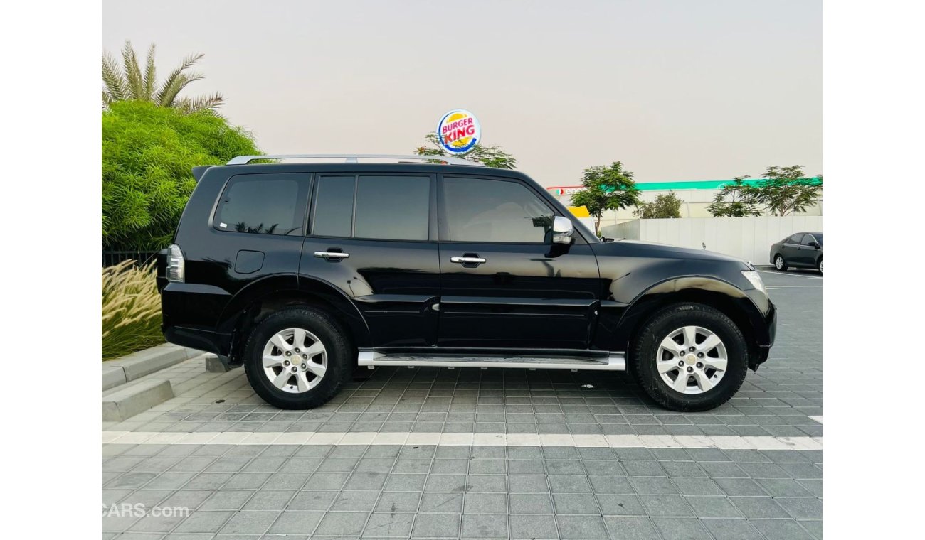 ميتسوبيشي باجيرو || GLS || Sunroof || 7 seater || GCC || Well Maintained