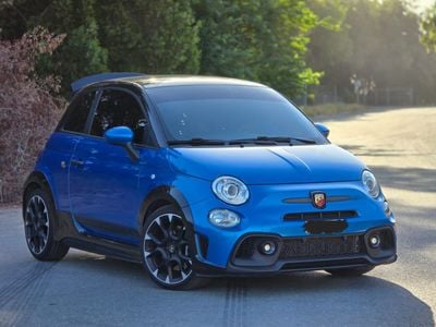 Fiat 500 FIAT 695 ABARTH 2023 GCC // UNDER WARRANTY // SERVICE CONTRACT //ORGINAL PAINT // ACCIDENT FREE // 2