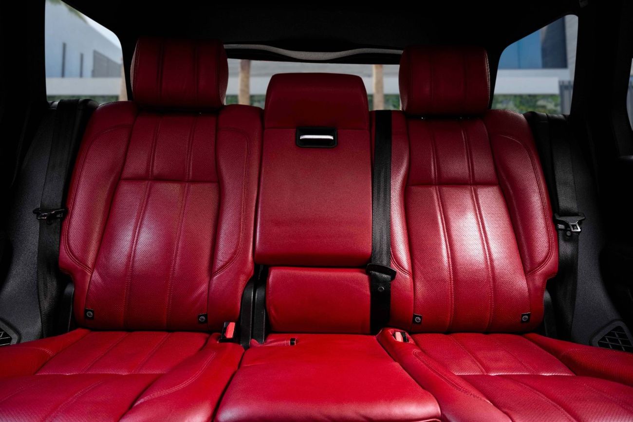 Land Rover Range Rover | 3,133 P.M  | 0% Downpayment | Under Warranty