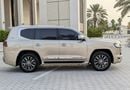 تويوتا لاند كروزر Toyota landcruise 2011model Facelifted 2025 GXR 4.0L v8 petrol Engine Colour Gold push start Transmi