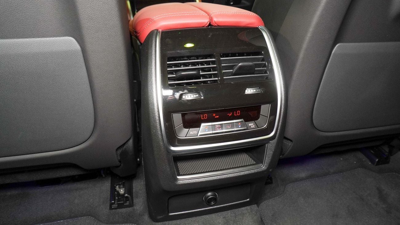 بي أم دبليو X6 XDrive 40i