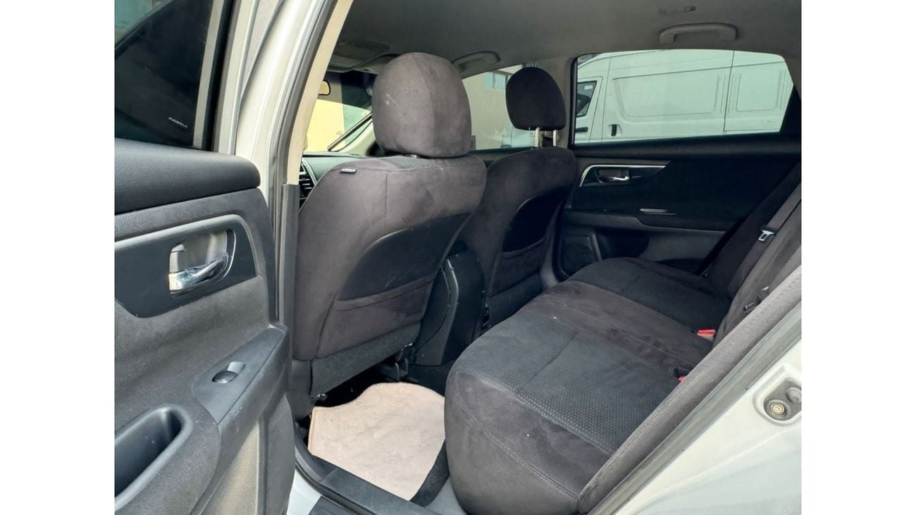 نيسان ألتيما SV