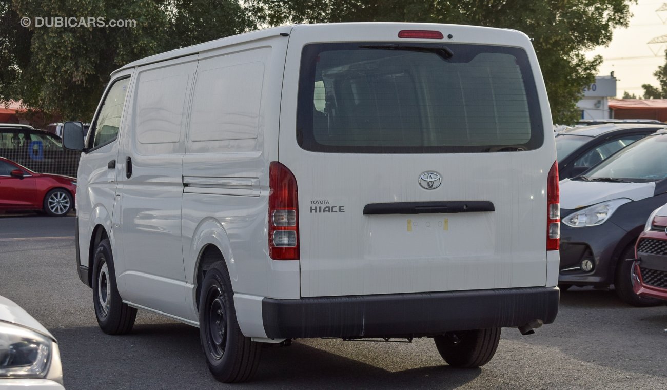 Toyota Hiace 2020 MODEL MANUAL TRANSMISSION CARGO VAN PETROL ONLY FOR EXPORT