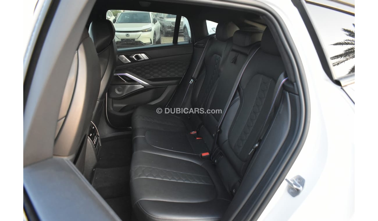 BMW X6M COMPETITION - 4.4L V8 - 2021  - EURO SPEC - WHT_BLK (LOCAL OFFER)