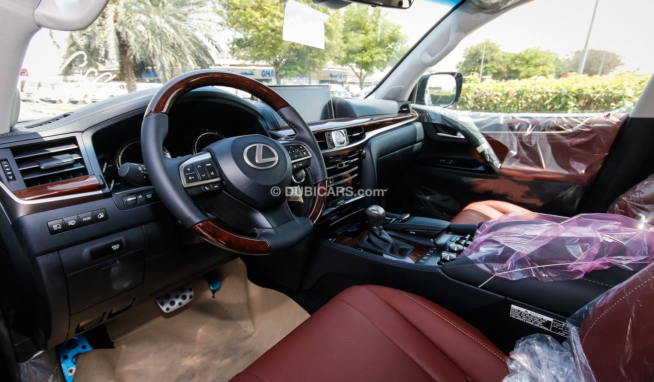 Lexus LX 570 S  18/18