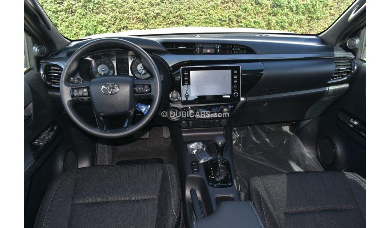 Toyota Hilux DC Pup Adventure  4.0L V6 Petrol At