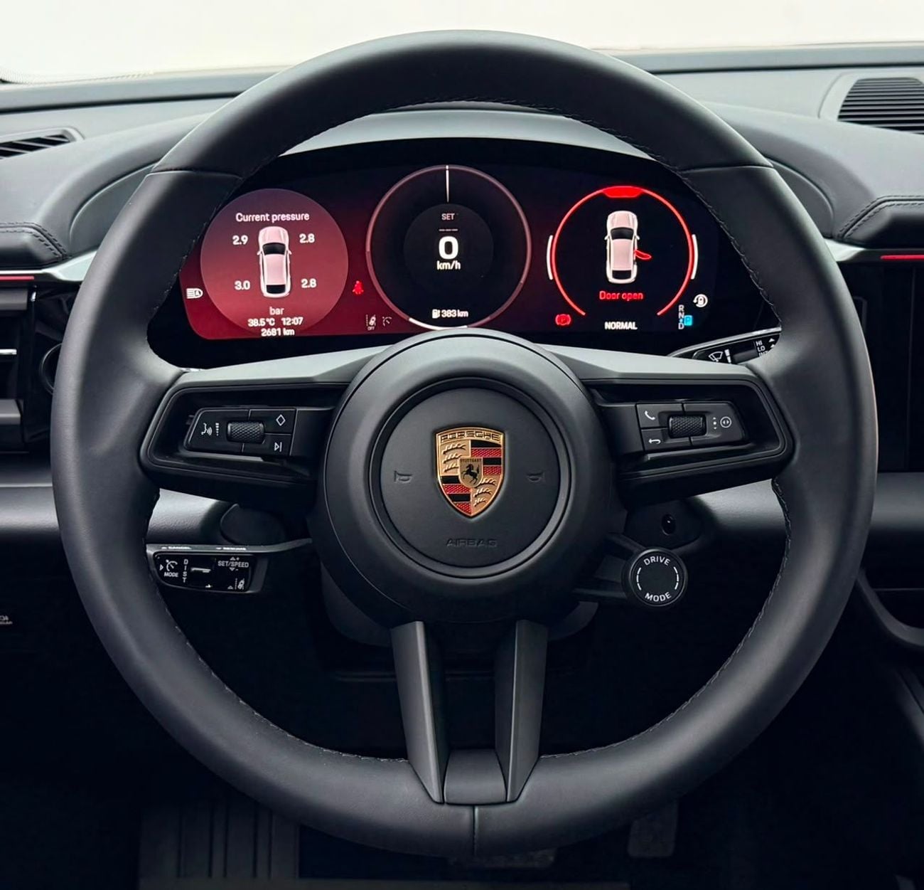 Porsche Macan 4 BEV 2025 Porsche Macan, Porsche Warranty, Excellent Like New, GCC Specs