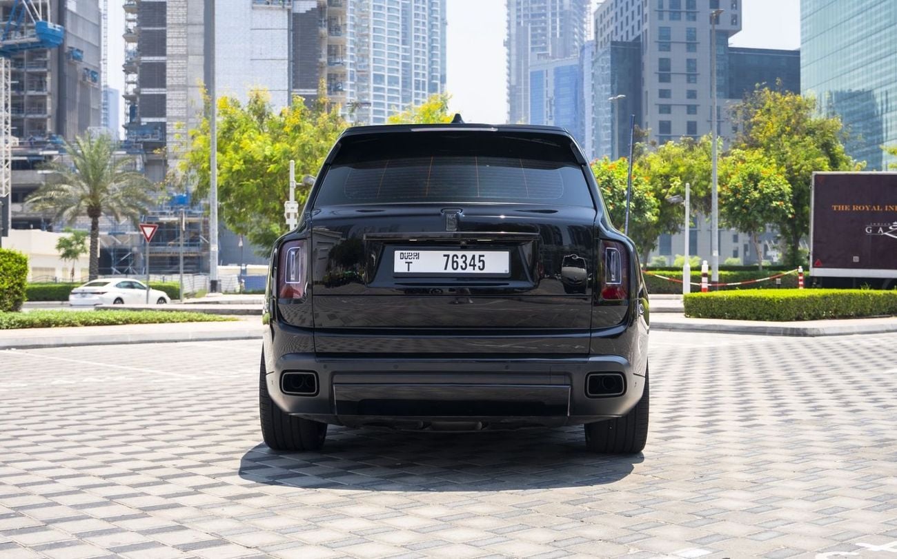 رولز رويس كولينان BLACK BADGE Rolls-Royce Cullinan 2019 مواصفات خليجية