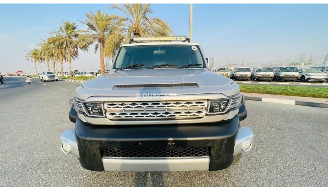 Toyota FJ Cruiser Latest Facelifted | JAPAN SPECS | 2016 | RIGHT-HAND-DRIVE | 4000CC PETROL | 4X4 | Alloy Wheels