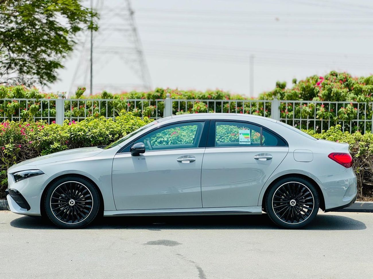 Mercedes-Benz A 200 AMG MERCEDES BENZ A200  |GCC SPECS | GARGASH CAR UNDER 5 YEARS WARRANTY