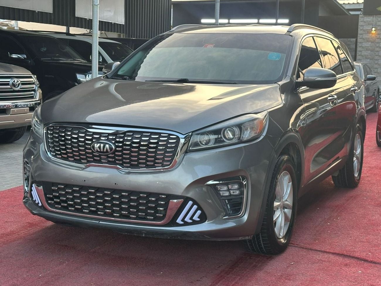 كيا سورينتو Base 2.4L FWD