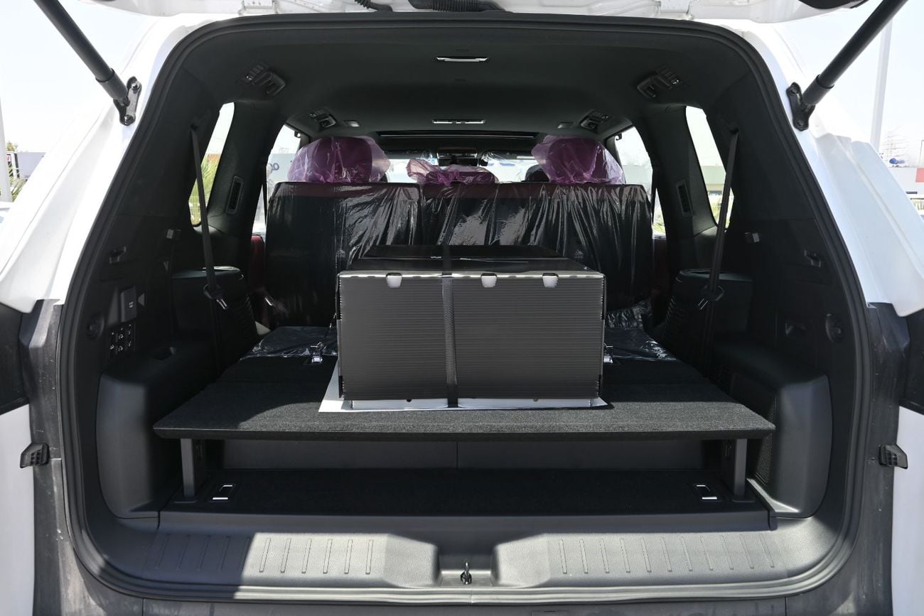 Lexus LX700h Lexus LX700h Signature 3.5L Twin-Turbo + Hybrid V6, Petrol Model 2025