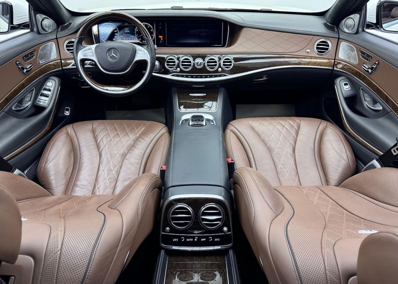 مرسيدس بنز S 600 Maybach 6.0L 2015 Mercedes Maybach S600, Full Mercedes Service History, Fully Loaded, Very Low Kms,