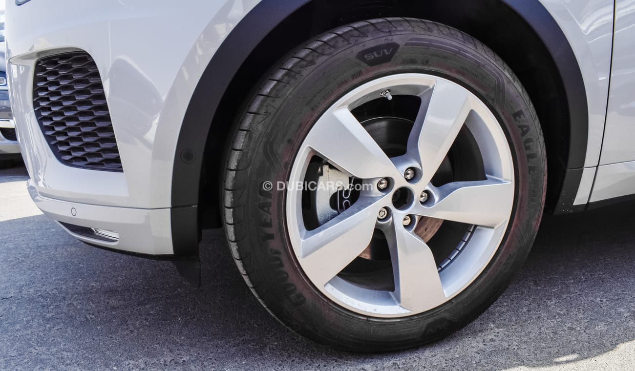 جاكوار E Pace 2.0L Diesel  R-Dynamic SE 150PS AWD