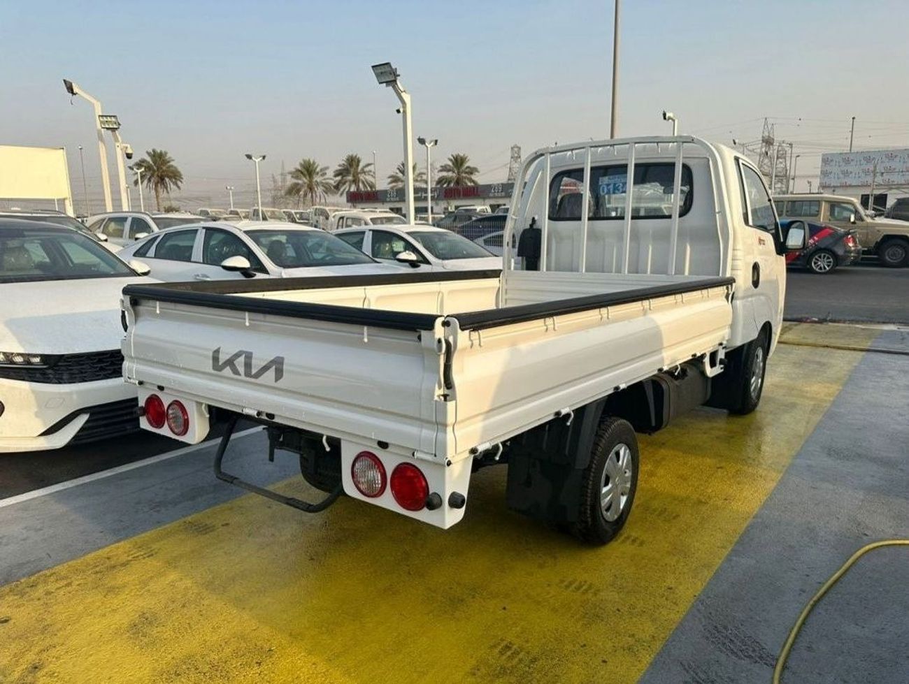 Kia K2700
