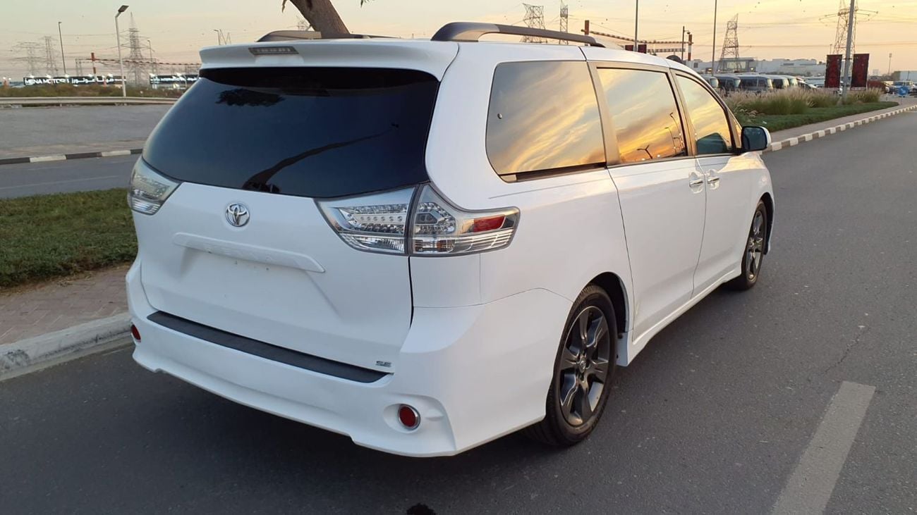 Toyota Sienna Toyota Sienna 2016 – 3.5L V6 | Petrol | Automatic | American Specs
