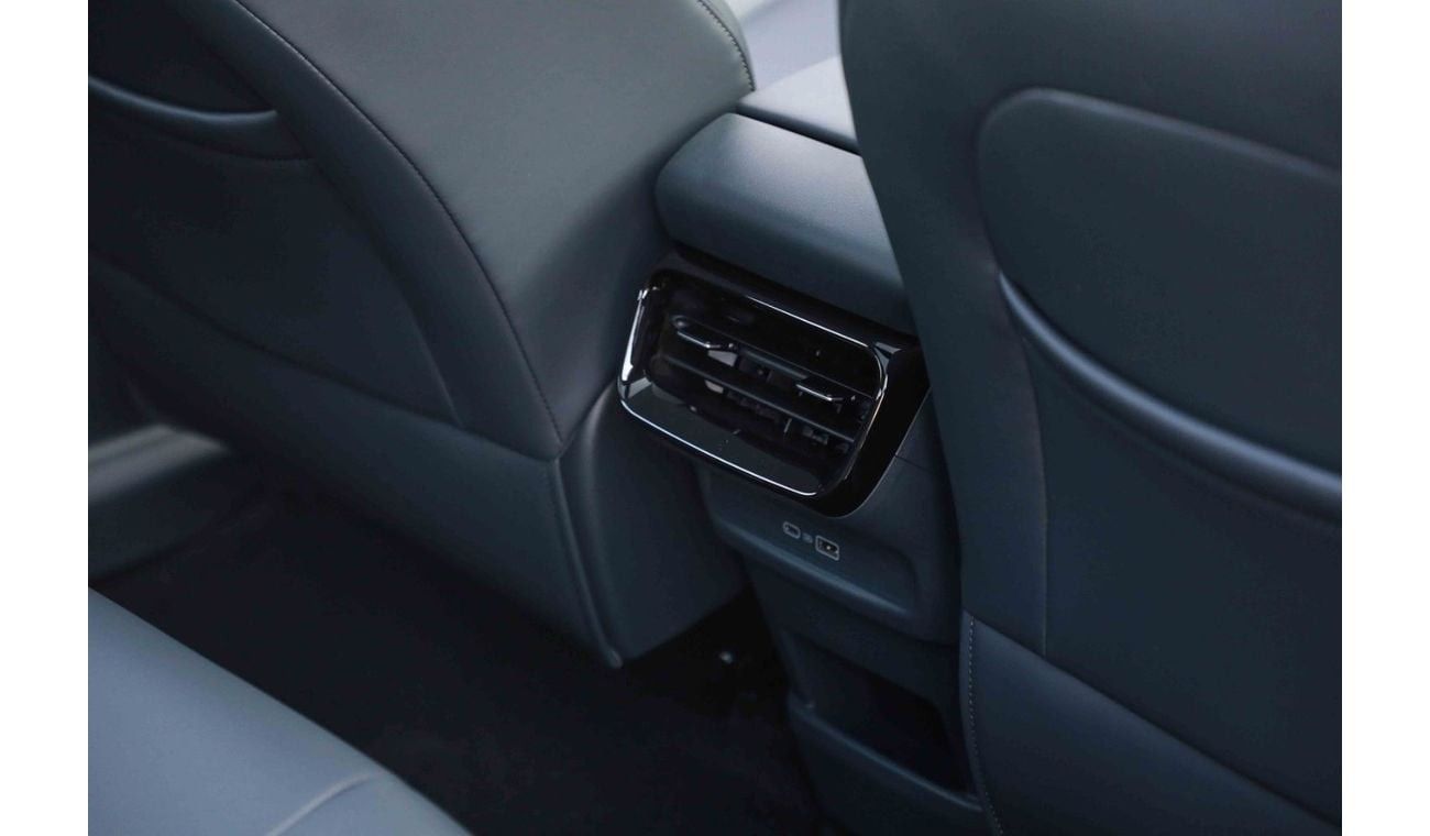 جيلي غالاكسي e5 2024 GEELY GALAXY E5 EXPLORER - WHITE inside BLUE | Export Only