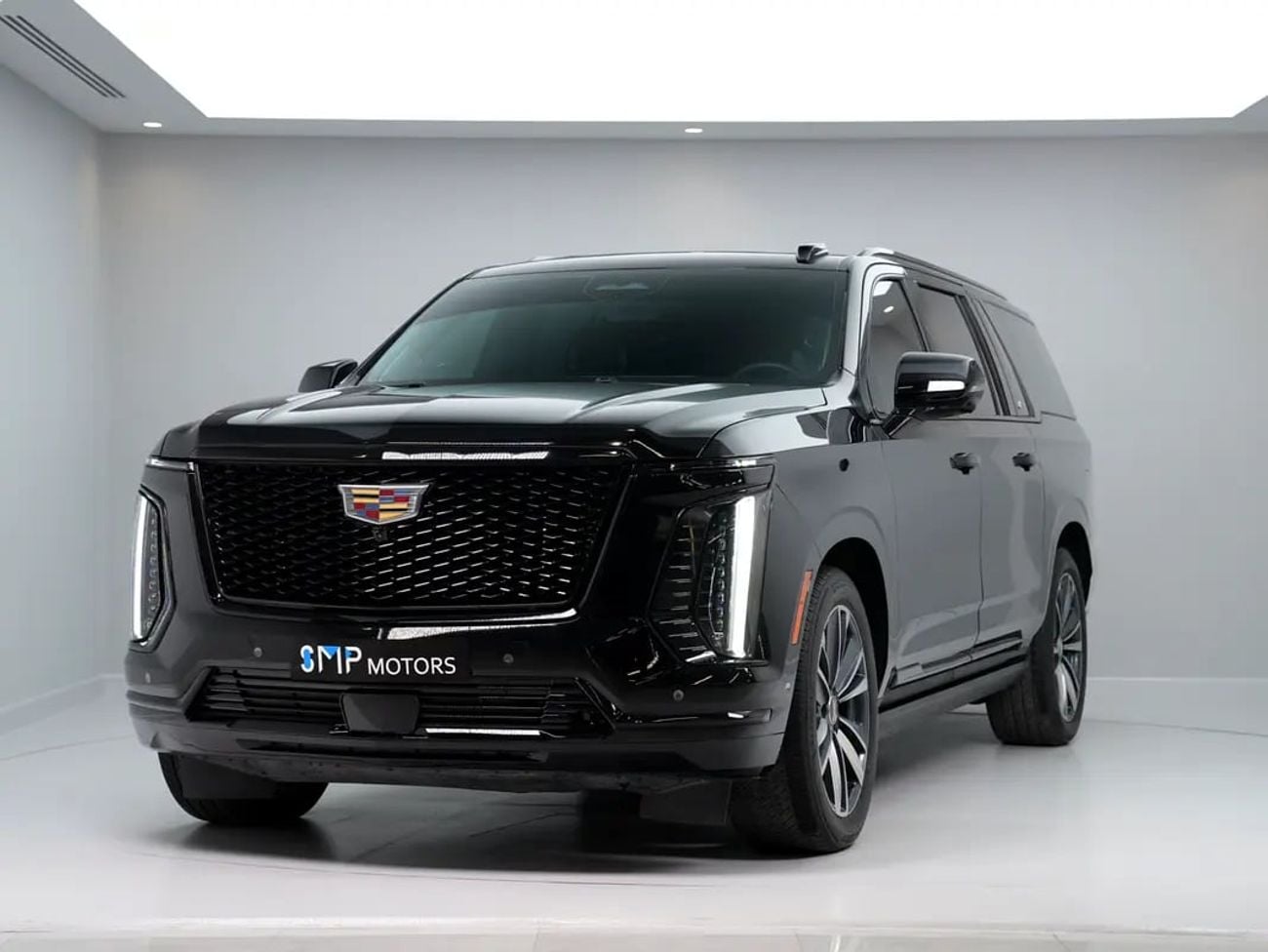 Cadillac Escalade ESV PREMIUM LUXURY PLATINUM ESV - GCC Specs - Brand New!
