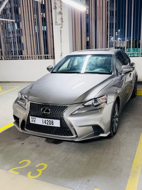 Lexus IS350 f-sport  3.5l awd