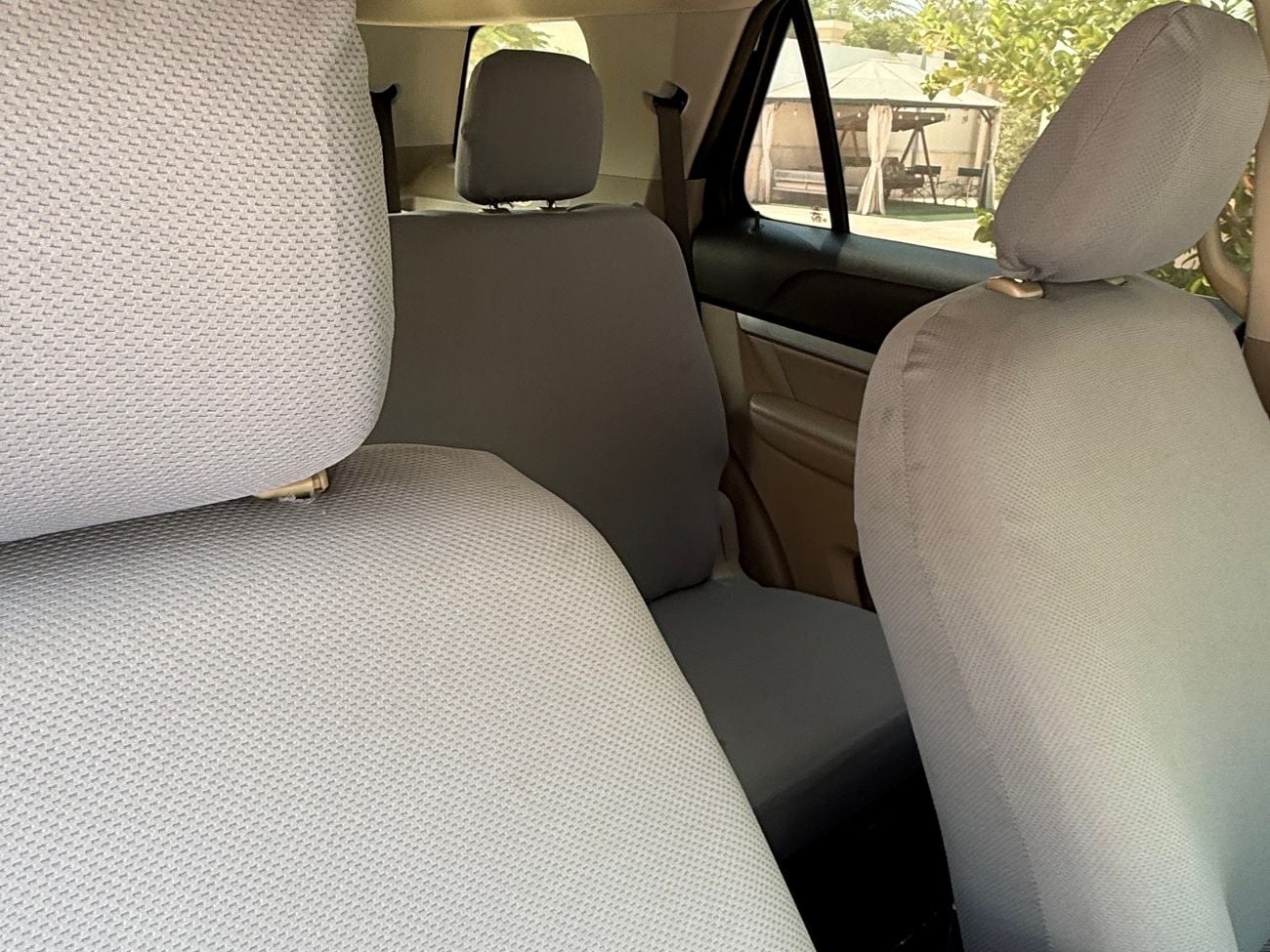 Ford Explorer BASE