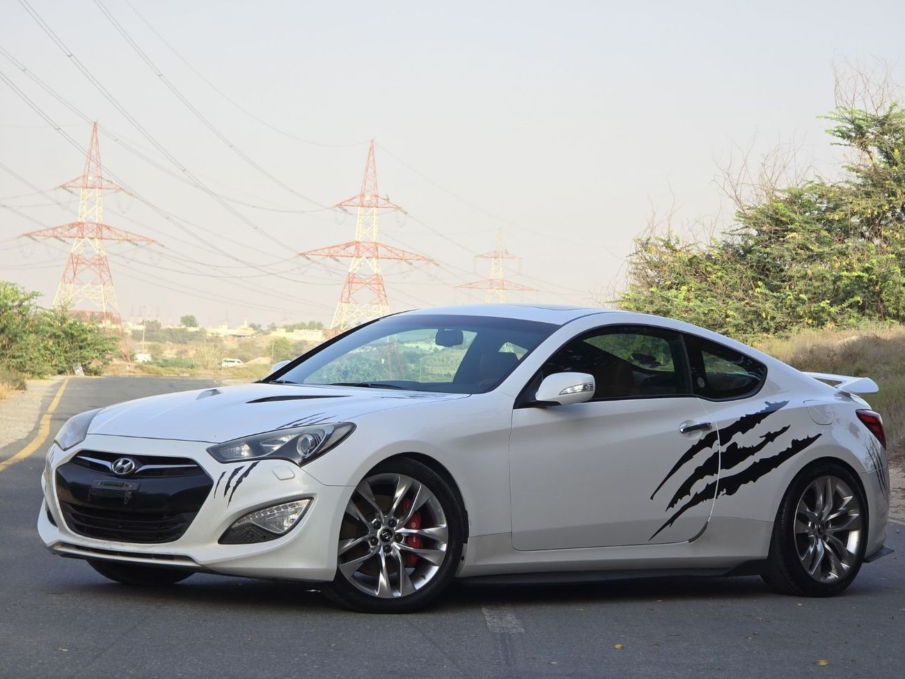 Hyundai Genesis HYUNDAI GENESIS V4 TURBO 2016 KOREAN FULL OPITION // PERFECT CONDITION