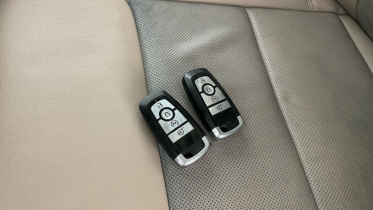 فورد إكسبلورر 2.3 LIMITED AUTO 4WD | شامل الضمان | 0 ﺪﻔﻋﺓ ﺃﻮﻟﻯ