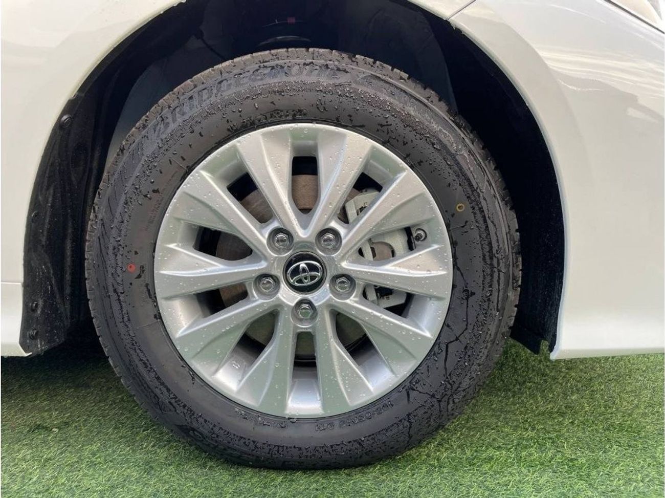 Toyota Corolla Toyota corolla 1.5L full option , sunroof , push start , back camera , sport mode