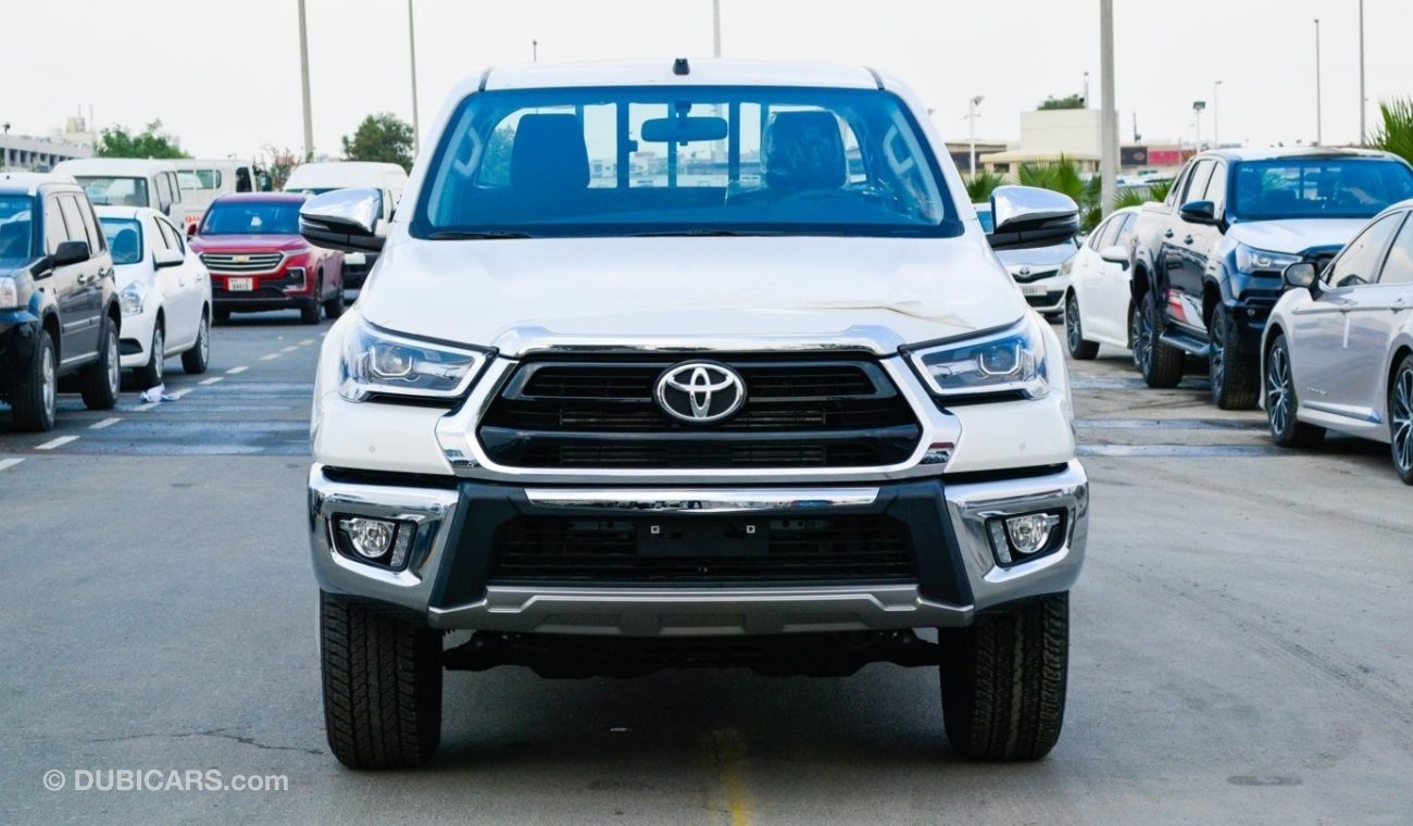 تويوتا هيلوكس GLXS 2.4L 4X4 Diesel A/T