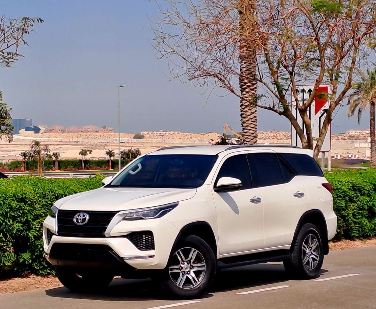 تويوتا فورتونر 1480-Monthly Toyota Fortuner EXR I GCC | 2.7 L V4,Cruise, GPS I Accident Free