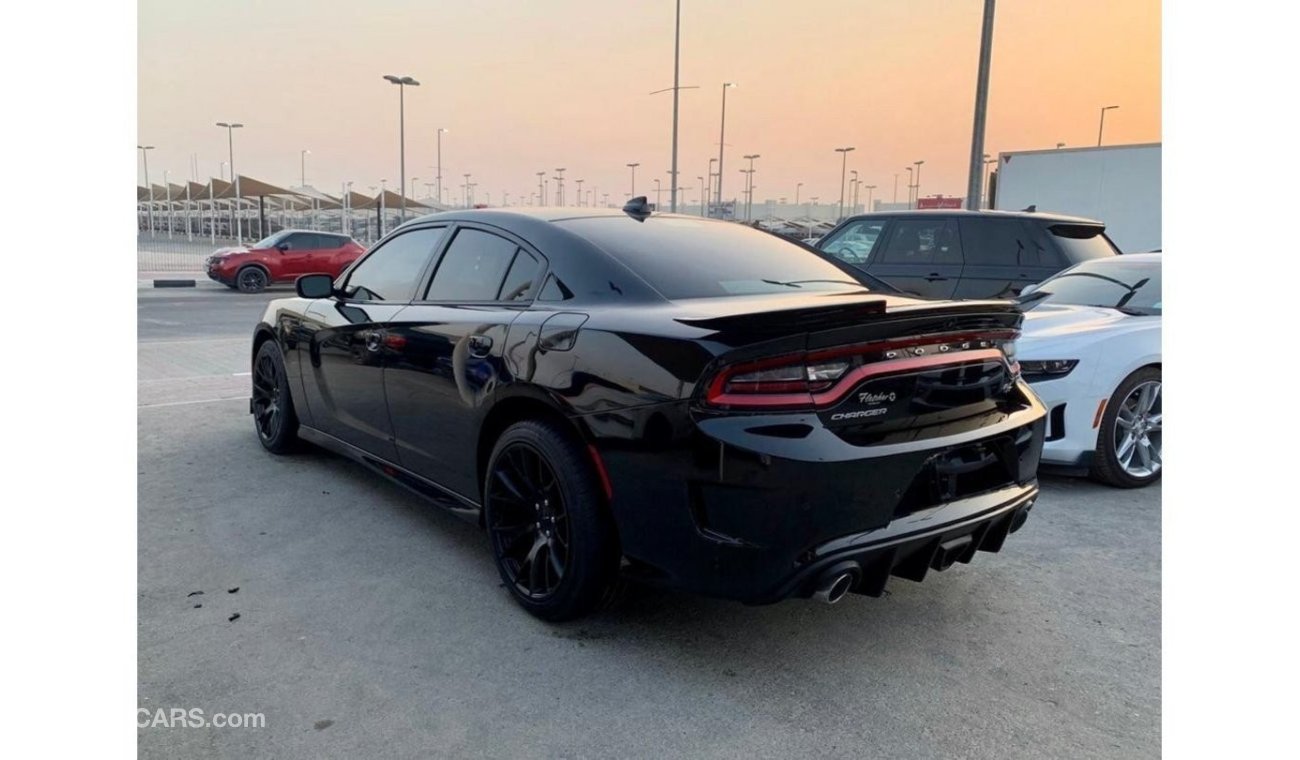 Dodge Charger 5.7L R/T 5.7L R/T 5.7L R/T