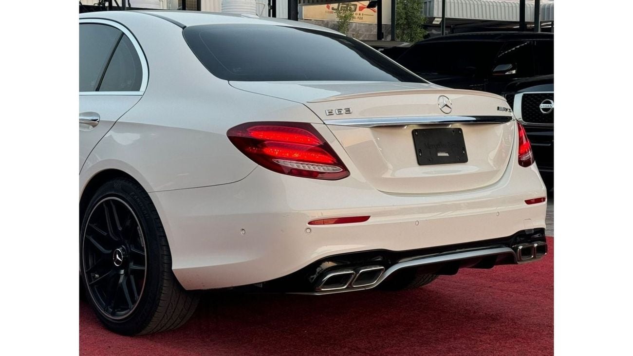 Mercedes-Benz E300 Std