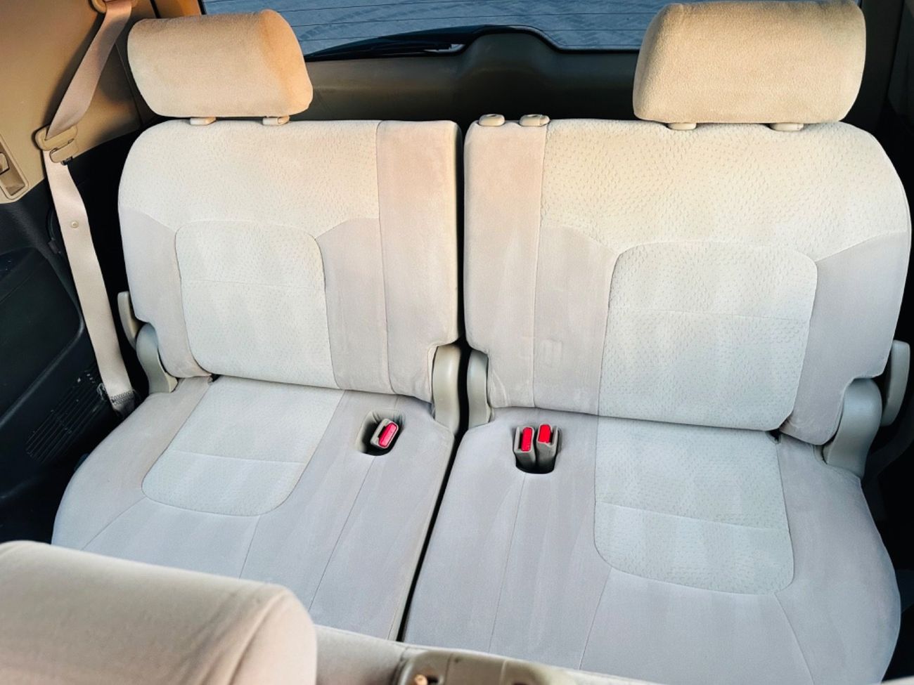 Toyota Land Cruiser MODEL 2010 GCC CAR PERFECT CONDITION INSIDE AND OUTSIDE FULL OPTION SUN ROOF LEATHER SEATS