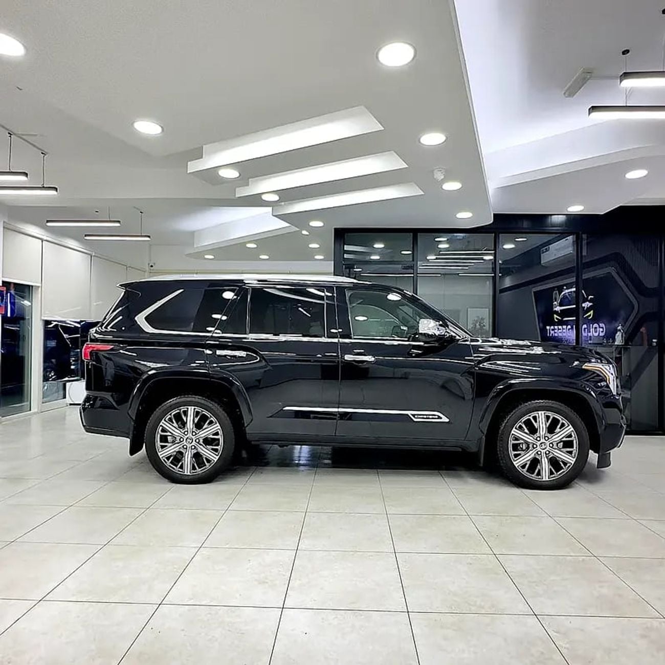 تويوتا سيكويا Capstone hybrid