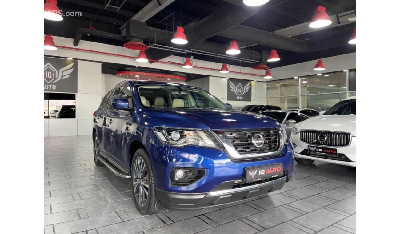 Nissan Pathfinder 4WD SV 7 SEATERS