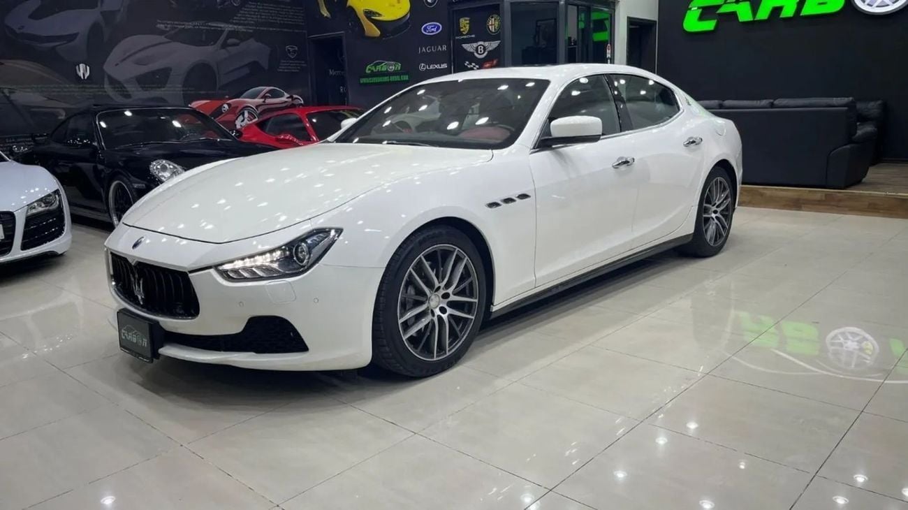 مازيراتي جيبلي STD Maserati Ghibli 2015