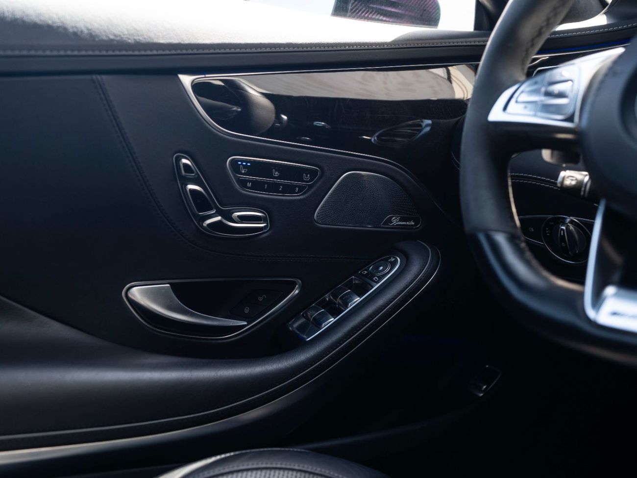 Mercedes-Benz S 63 AMG Std 5.5L